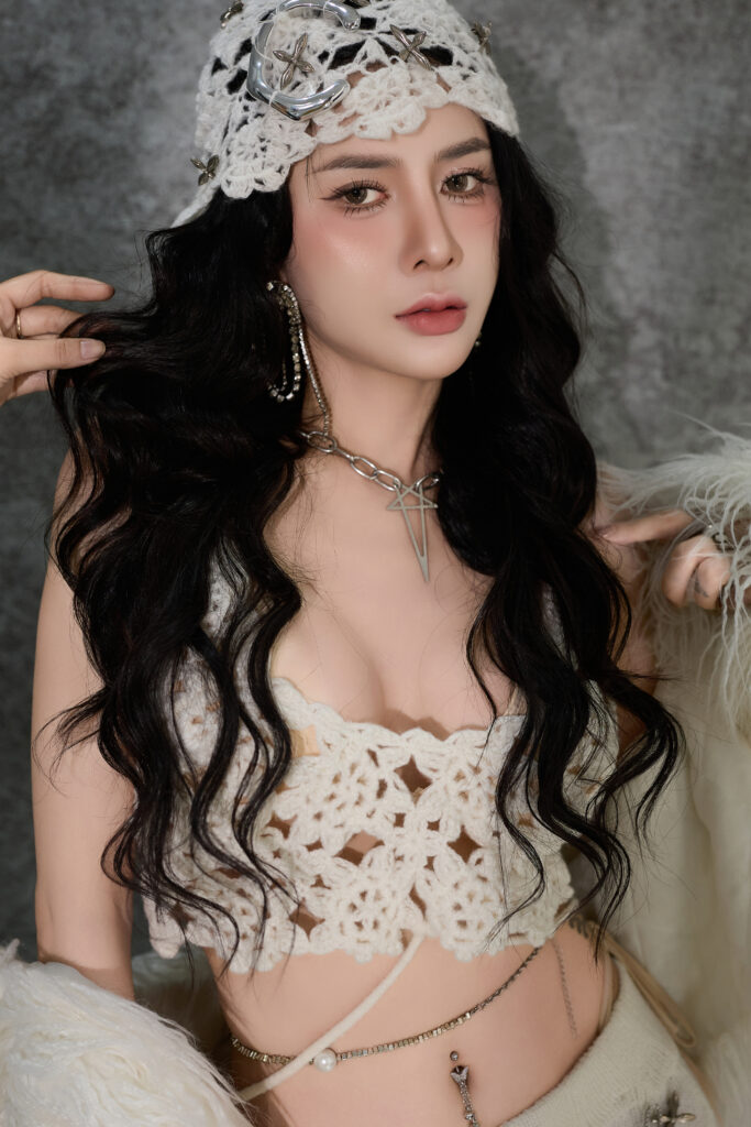 gia hoc makeup tai Chi Ngo Beauty